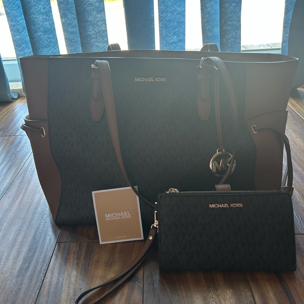Michael Kors Tan and Brown Tote Bag Set